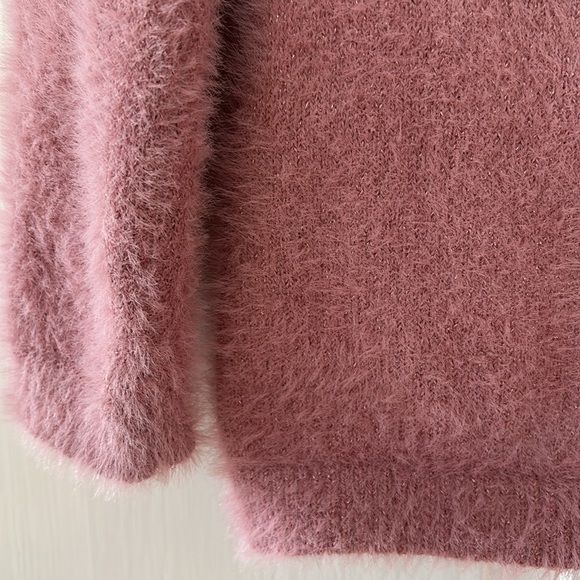 Ellen Tracy Pink Fuzzy Furry Metallic Shimmery Size Small Pink Sweater Pullover - Picture 4 of 9